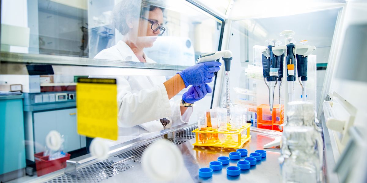 Biosafety Cabinet: A Comprehensive Overview - Aoratas
